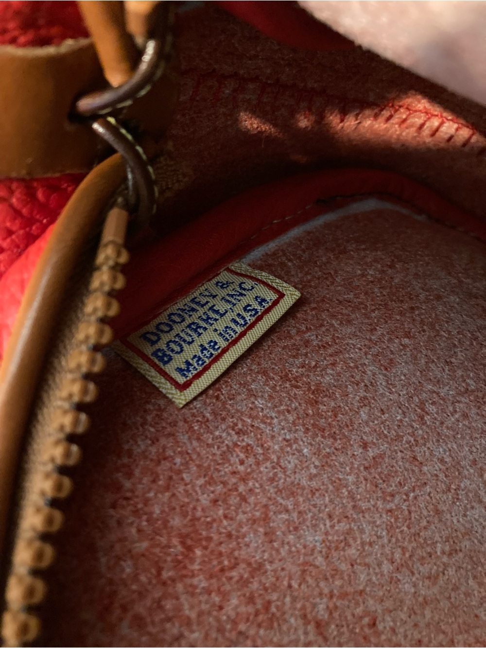 Dooney & Bourke Vintage Red Kilty Bag - Picture 6 of 10